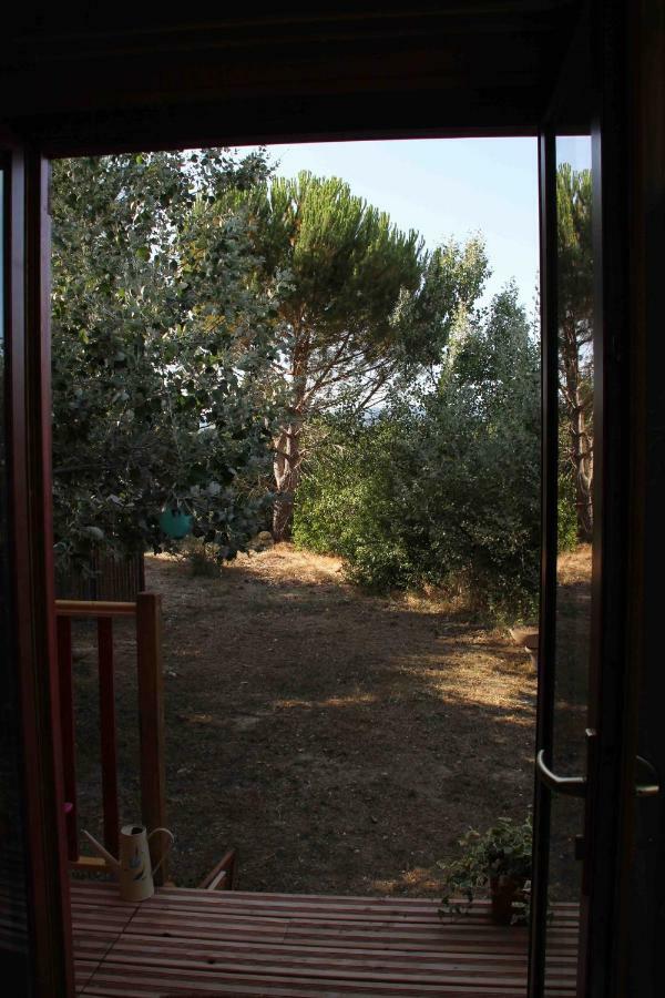 Roulotte Aux Peupliers Ξενοδοχείο La Tour-dʼAigues Εξωτερικό φωτογραφία